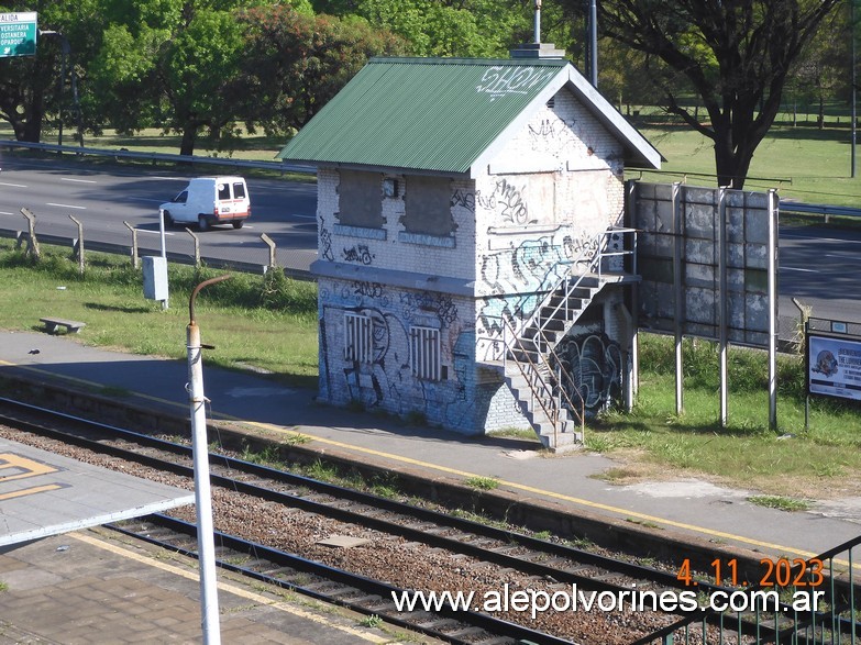 Foto: Ex Estación Scalabrini Ortiz - Belgrano (Buenos Aires), Argentina