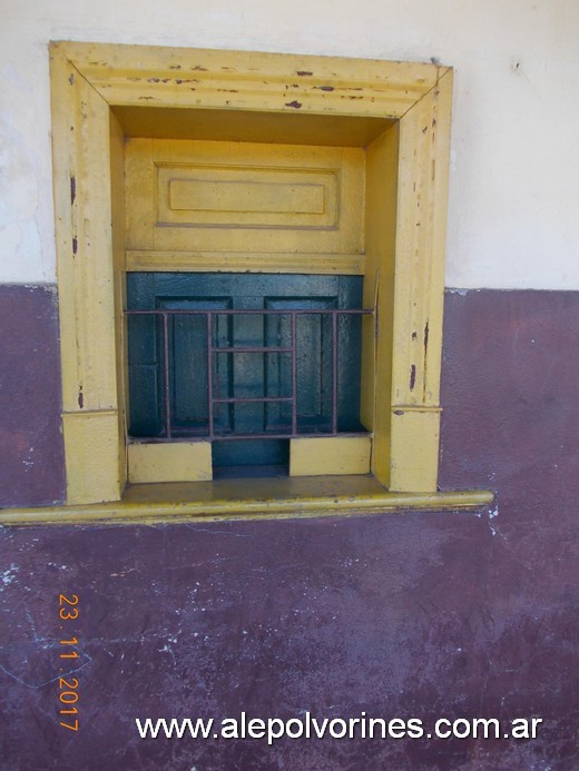 Foto: Estación Maquinista Verón - Los Lapachos (Jujuy), Argentina