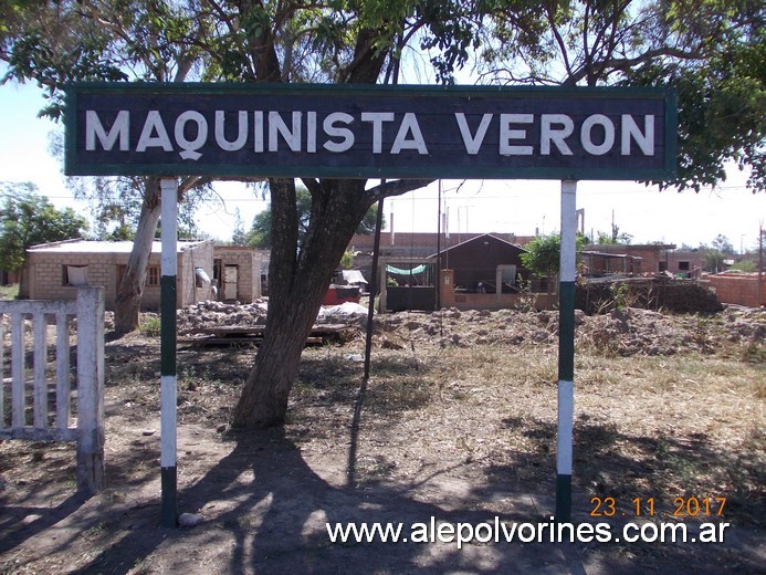 Foto: Estación Maquinista Verón - Los Lapachos (Jujuy), Argentina