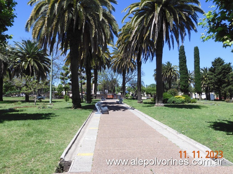 Foto: Fray Bentos ROU - Plaza Artigas - Fray Bentos (Río Negro), Uruguay