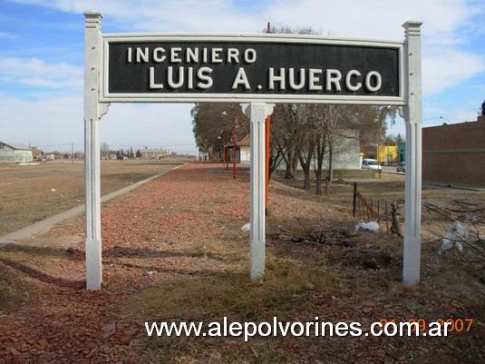 Foto: Estación Ingeniero Luis Huergo - Ingeniero Luis Huergo (Río Negro), Argentina