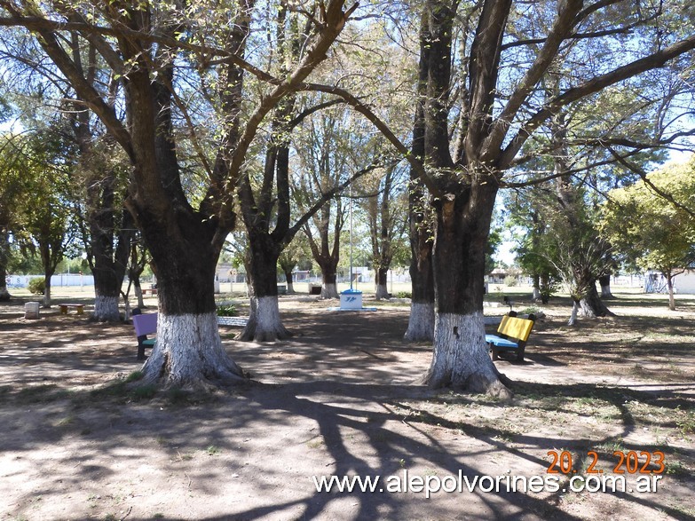 Foto: Pearson - Plaza - Pearson (Buenos Aires), Argentina