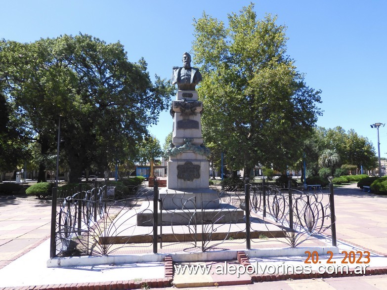 Foto: Acebal - Plaza coronel Domínguez - Busto Cnel Dominguez - Acebal (Santa Fe), Argentina