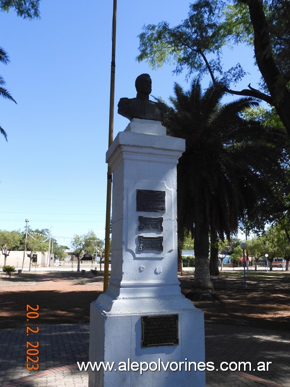 Foto: Carmen del Sauce - Busto Gral San Martin - Carmen del Sauce (Santa Fe), Argentina