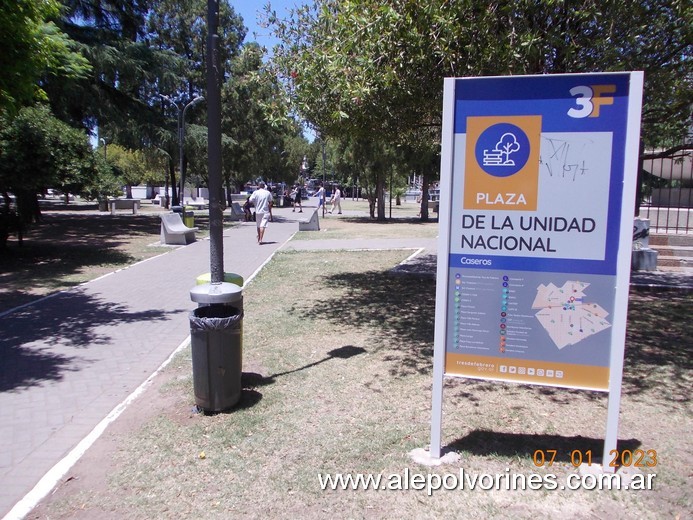 Foto: Caseros - Plaza de la Unidad Nacional - Caseros (Buenos Aires), Argentina