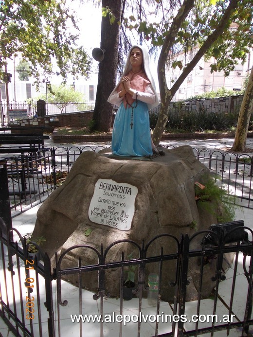 Foto: Santos Lugares - Santuario NS de Lourdes - Santos Lugares (Buenos Aires), Argentina