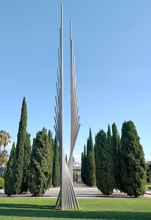 Foto: Monumento dedicado al scritor  Ausiàs March en el jardín de Viveros - València (Comunidad Valenciana), España