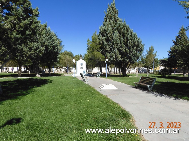 Foto: Sierra Colorada - Plaza - Sierra Colorada (Río Negro), Argentina