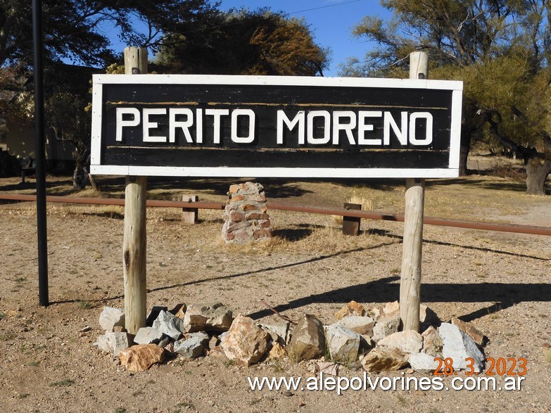 Foto: Estación Perito Moreno - Los Juncos (Río Negro), Argentina