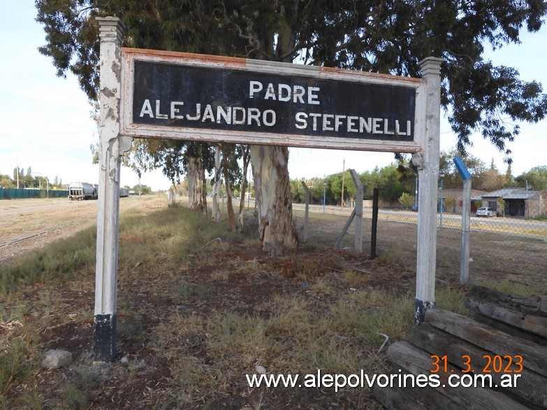 Foto: Estacion Padre Alejandro Stefenelli - General Roca (Río Negro), Argentina