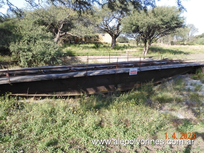 Foto: Estación Hucal - Mesa Giratoria - Hucal (La Pampa), Argentina