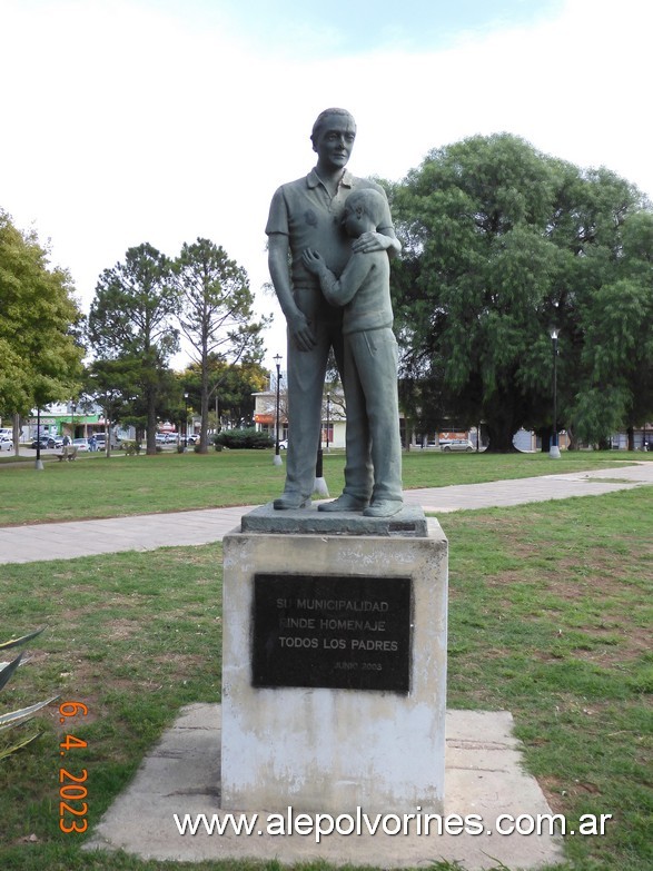 Foto: Venado Tuerto - Plaza Italia - Monumento al Padre - Venado Tuerto (Santa Fe), Argentina