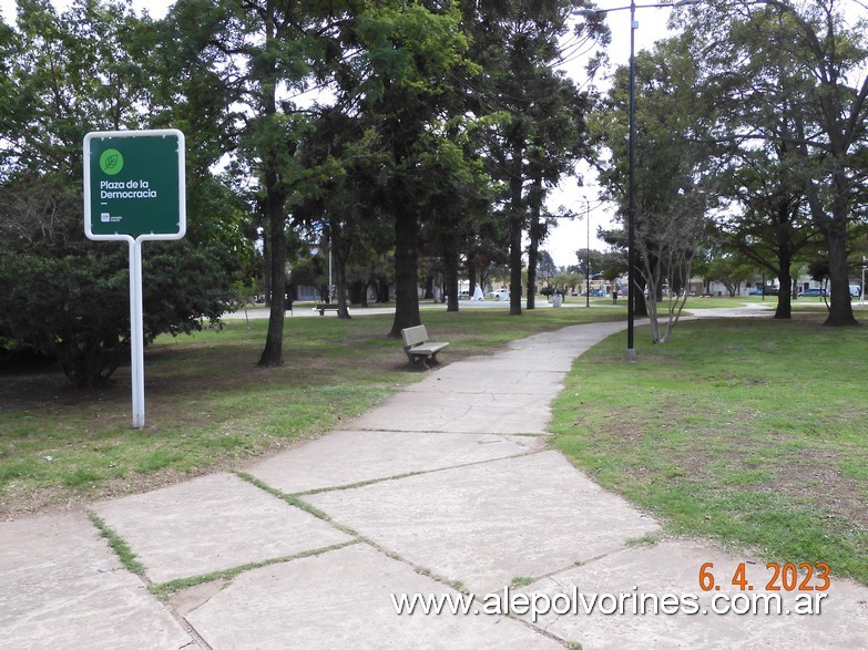 Foto: Venado Tuerto - Plaza de la Democracia - Venado Tuerto (Santa Fe), Argentina