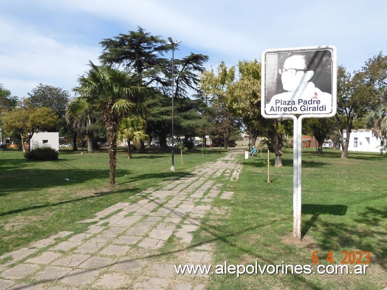 Foto: Venado Tuerto - Plaza Padre Giraldi - Venado Tuerto (Santa Fe), Argentina