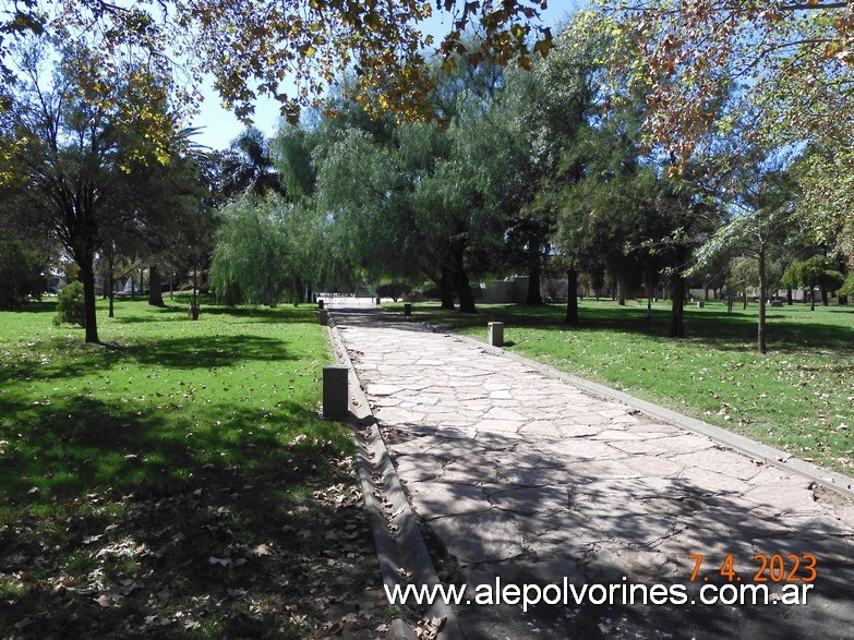 Foto: Guatimozin - Plaza San Martin - Guatimozin (Córdoba), Argentina