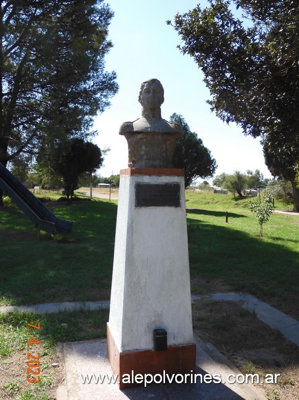 Foto: Colonia Bremen - Busto Gral San Martin - Colonia Bremen (Córdoba), Argentina