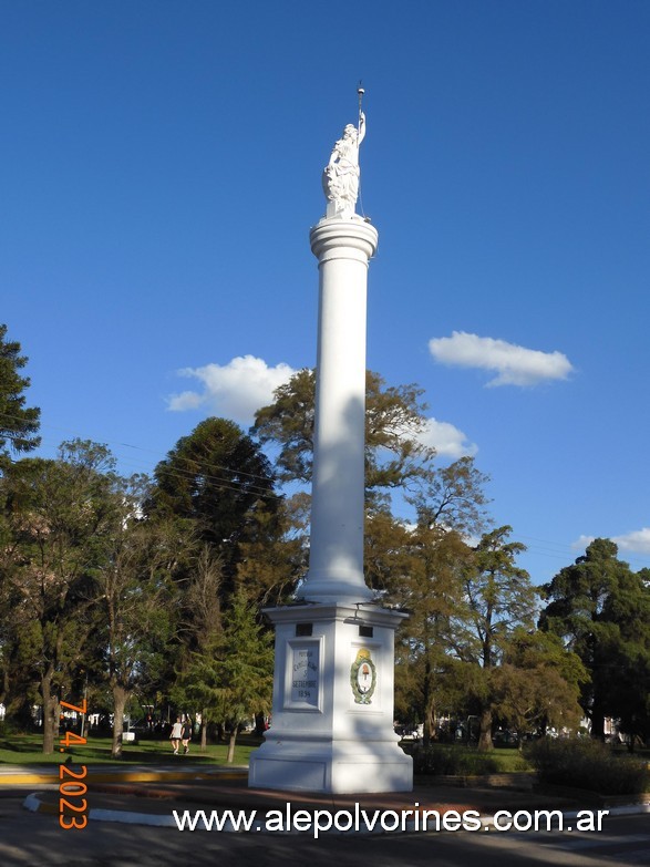 Foto: Camilo Aldao - Monumento a la Libertad - Camilo Aldao (Córdoba), Argentina