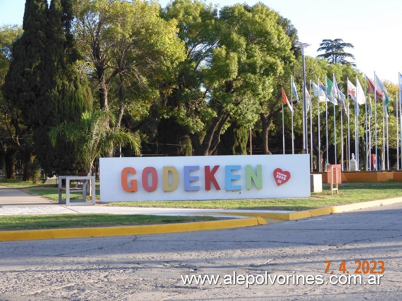 Foto: Colonia Godeken - Acceso - Colonia Godeken (Córdoba), Argentina