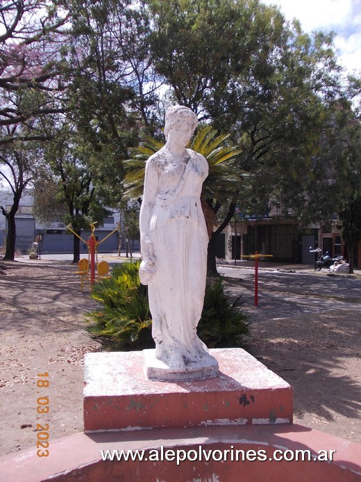 Foto: Caseros - Plaza Juan Domingo Perón - Caseros (Buenos Aires), Argentina