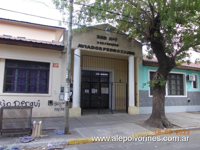 Foto: Caseros - Escuela Aviador Pedro Zanni - Caseros (Buenos Aires), Argentina