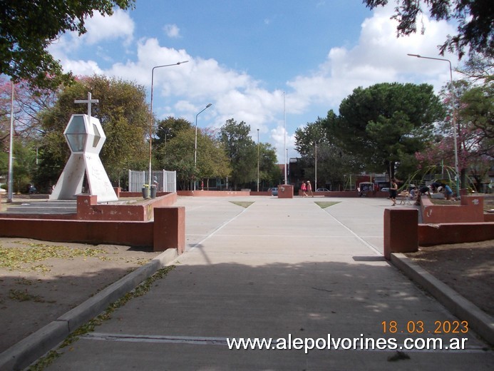 Foto: Caseros - Plaza Juan Domingo Perón - Caseros (Buenos Aires), Argentina