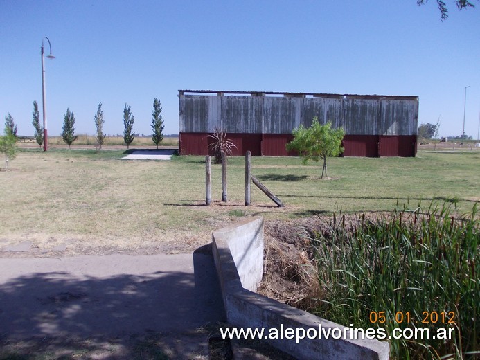 Foto: Apeadero Km 322 FCO - Coronel Martínez de Hoz (Buenos Aires), Argentina