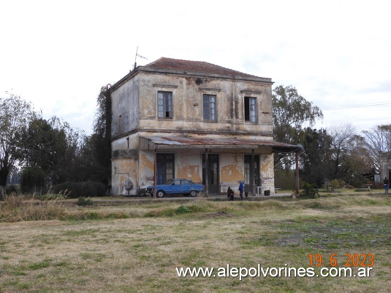 Foto: Estación Azcuénaga - Azcuenaga (Buenos Aires), Argentina