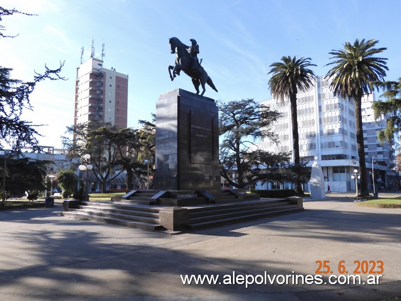 Foto: Junín - Plaza 25 de Mayo - Junin (Buenos Aires), Argentina