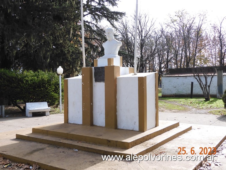 Foto: Rafael Obligado - Plaza Manuel Belgrano - Rafael Obligado (Buenos Aires), Argentina