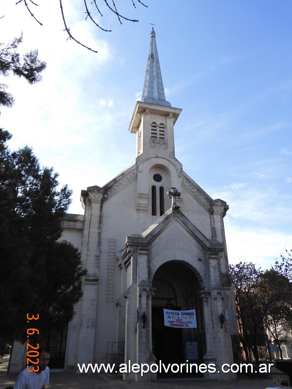 Foto: Flores CABA - Iglesia de la Visitacion - Flores (Buenos Aires), Argentina