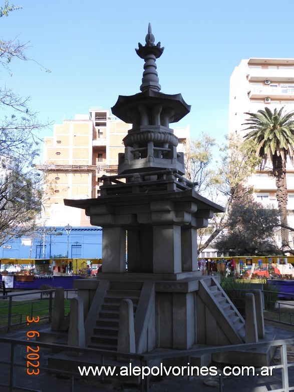 Foto: Flores CABA - Plaza Ángel Gris - Pagoda - Flores (Buenos Aires), Argentina