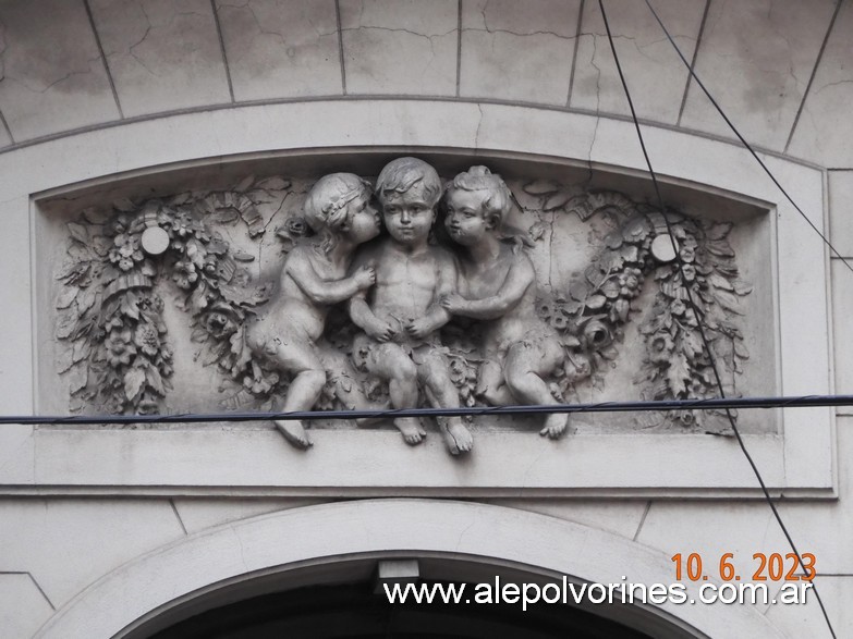 Foto: Flores CABA - Edificios Porteños - Flores (Buenos Aires), Argentina