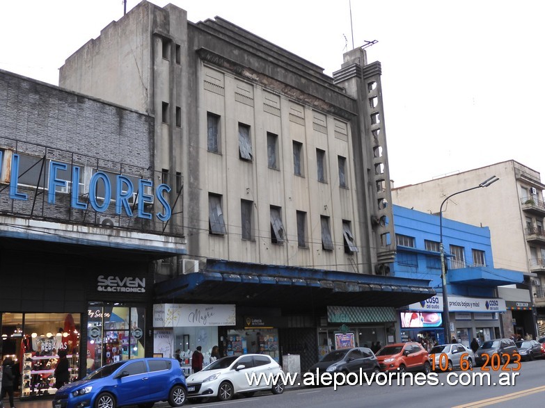 Foto: Flores CABA - Cine Pueyrredon - Flores (Buenos Aires), Argentina