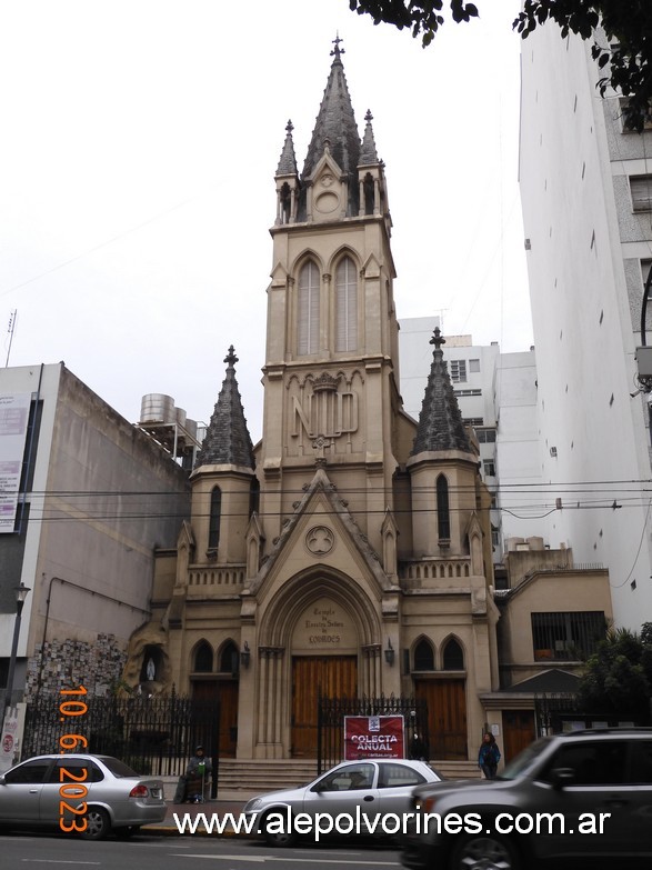 Foto: Flores CABA - Iglesia NS de Lourdes - Flores (Buenos Aires), Argentina