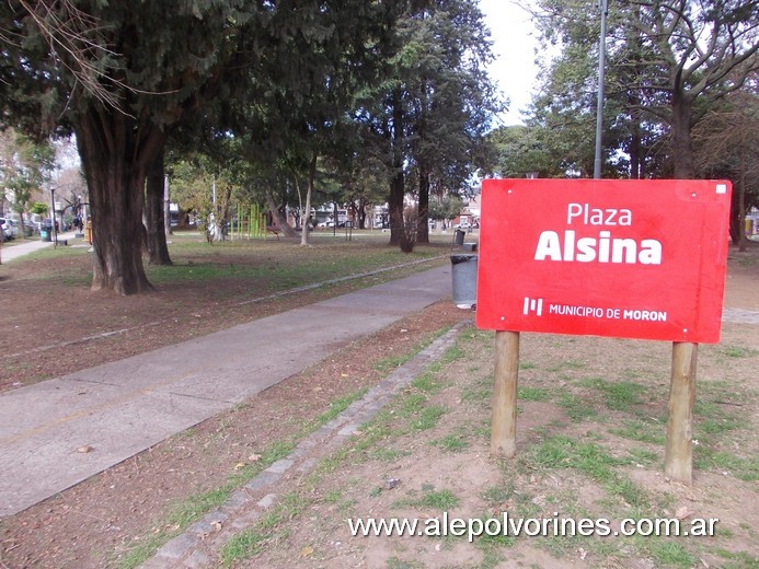 Foto: Villa Sarmiento - Plaza Alsina - Villa Sarmiento (Buenos Aires), Argentina