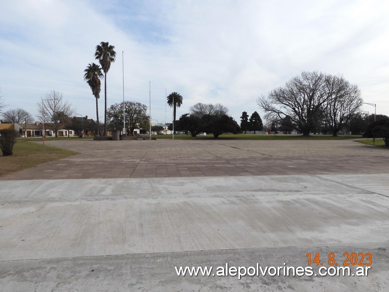 Foto: Henderson - Plaza Jose Manuel Estrada - Henderson (Buenos Aires), Argentina