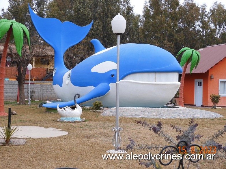 Foto: Guamini - Heladeria La Ballena - Guamini (Buenos Aires), Argentina