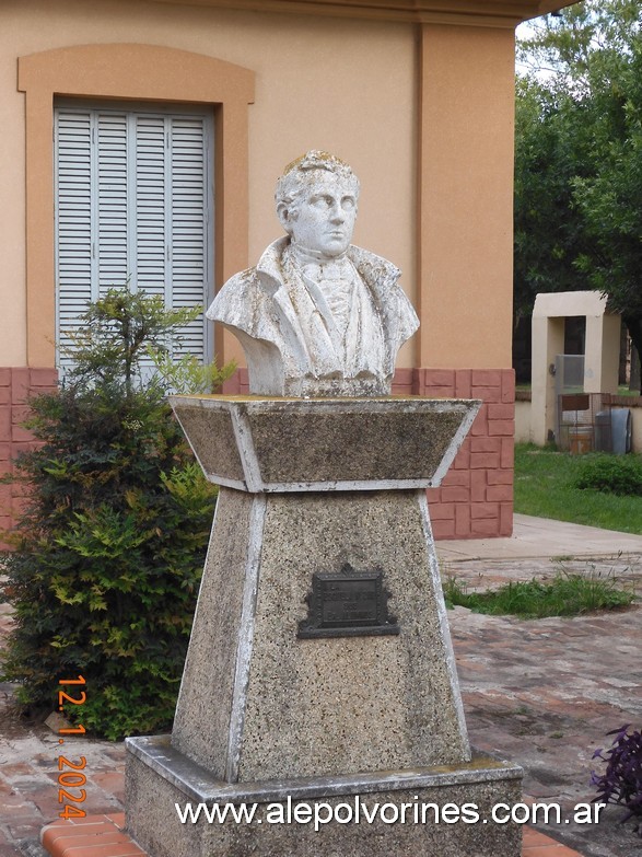 Foto: Crispi - Busto Mariano Moreno - Crispi (Santa Fe), Argentina