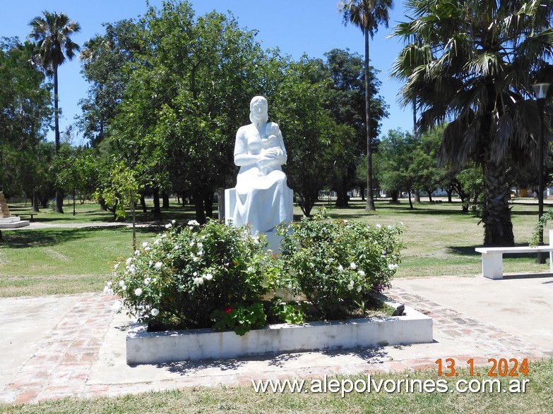 Foto: Colonia San Pedro, Córdoba - Monumento a la Madre - Colonia San Pedro (Córdoba), Argentina