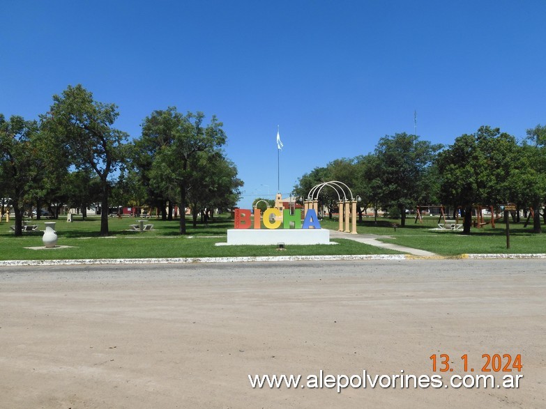 Foto: Colonia Bicha - Plaza Rogelio Sola - Bicha (Santa Fe), Argentina