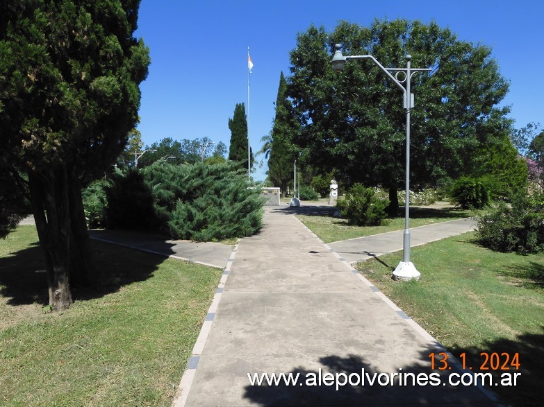 Foto: Colonia Tacurales - Plaza - Tacurales (Santa Fe), Argentina