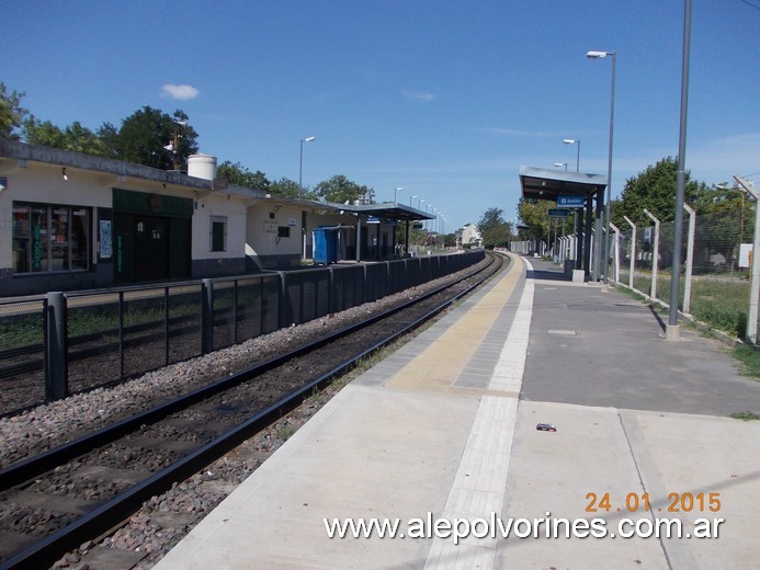 Foto: Estación María Sánchez de Mendeville - Aldo Bonzi (Buenos Aires), Argentina