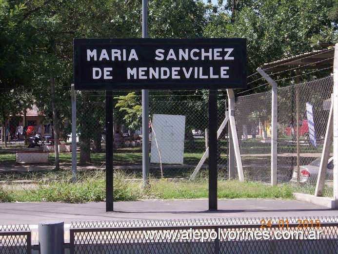 Foto: Estación María Sánchez de Mendeville - Aldo Bonzi (Buenos Aires), Argentina
