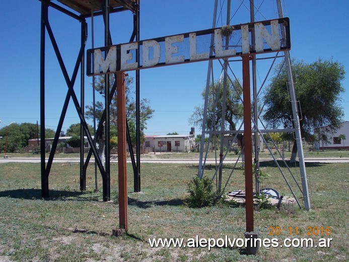 Foto: Estación Medellín - Medellin (Santiago del Estero), Argentina