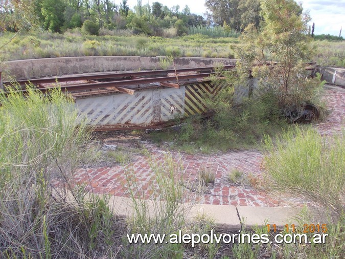 Foto: Estación Monte Coman - Mesa Giratoria - Monte Coman (Mendoza), Argentina