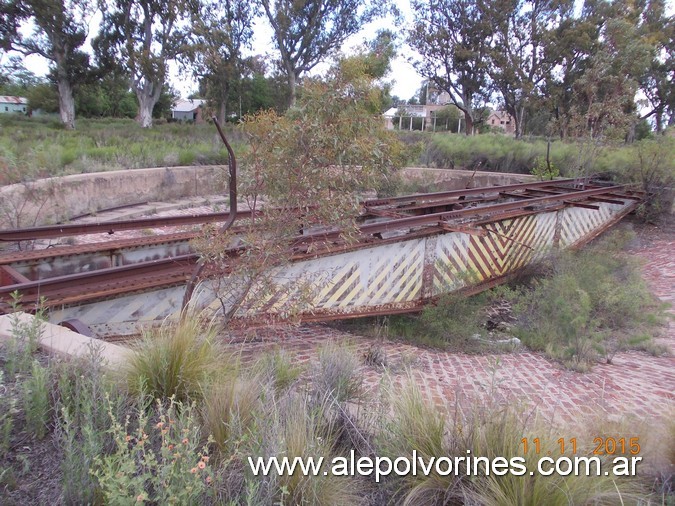 Foto: Estación Monte Coman - Mesa Giratoria - Monte Coman (Mendoza), Argentina