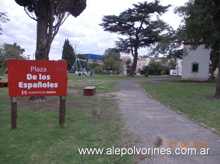 Foto: Castelar - Plaza de los Españoles - Castelar (Buenos Aires), Argentina
