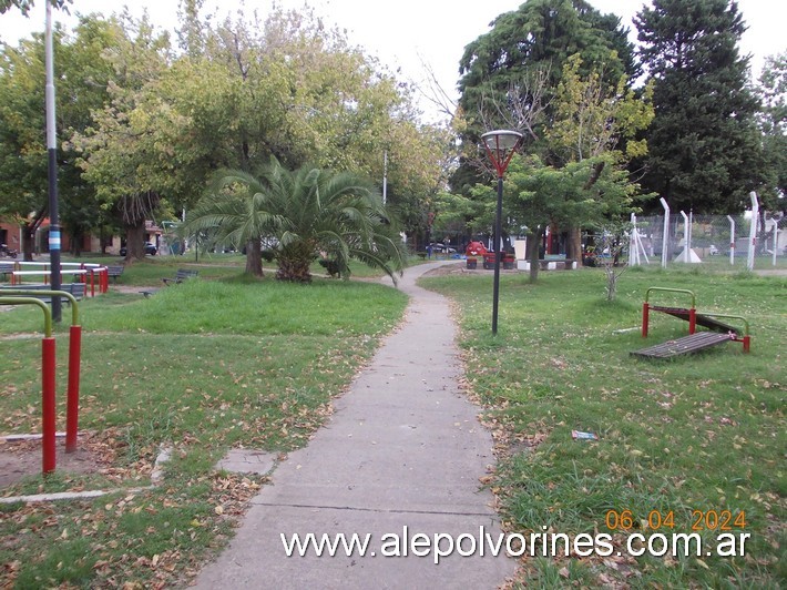 Foto: Morón - Plaza Saenz Peña - Moron (Buenos Aires), Argentina