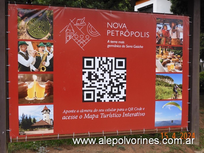 Foto: Nova Petropolis - Praça das Flores - Nova Petropolis (Rio Grande do Sul), Brasil