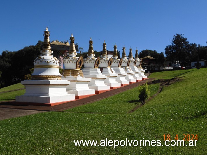 Foto: Tres Coroas BR - Templo Budista Chagdud Gonpa - Tres Coroas (Rio Grande do Sul), Brasil